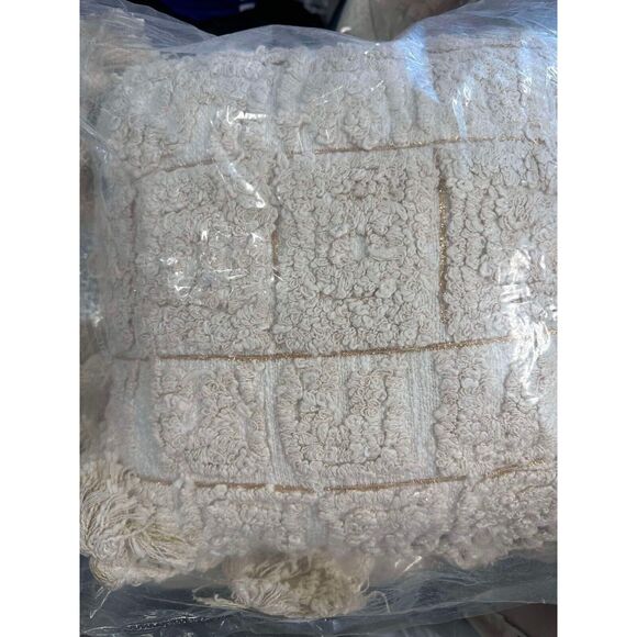 New Anthropologie Tasseled Tero Pillow One Size - Picture 5 of 7